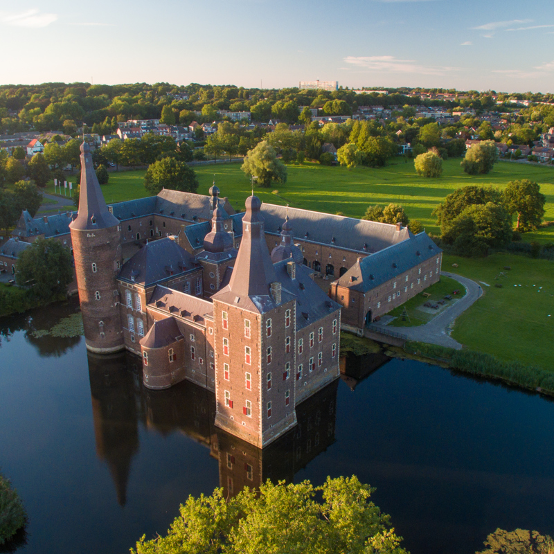 Bovenaanzicht van Kasteel Hoensbroek