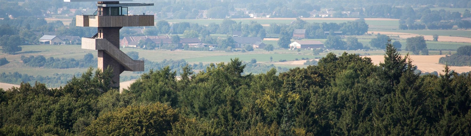 Luchtfoto over Vaals uitkijktoren